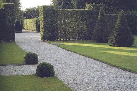 arqheliconia's tweet photo. Los #paisajismos con formas geométricas otorgan seriedad y grandeza a tus #jardines https://t.co/nr6jkeGiNS