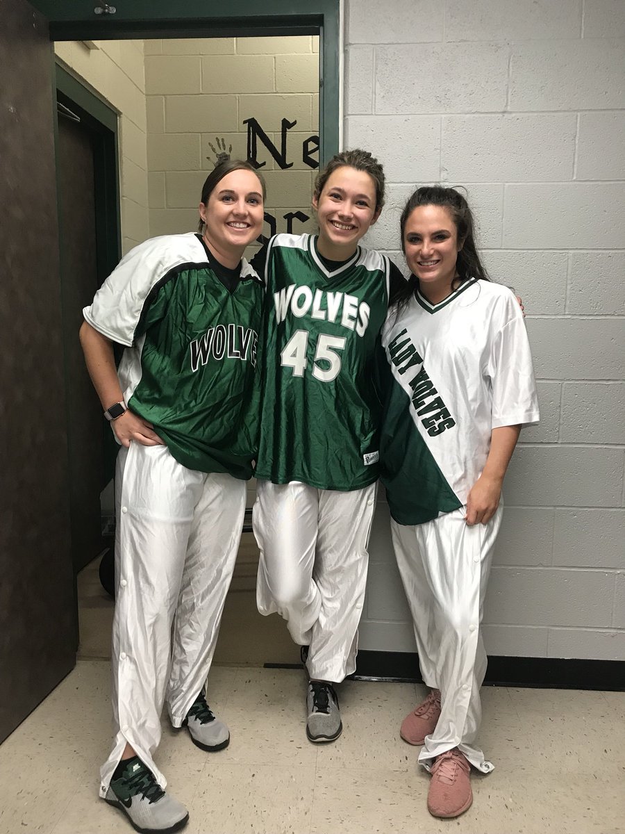 Santa Fe Girl S Basketball Snap Pants Are Making A Comeback Right Our Assistant Coaches Threw It Back To About 15 Years Ago To These Retro Warm Ups They Re Ready For Santa Fe Girl S Basketball Snap Pants Are Making A Comeback Right Our Assistant Coaches Threw It Back To About 15 Years Ago To These Retro Warm Ups They Re Ready For