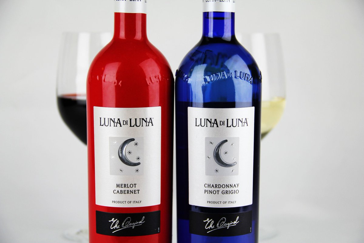 The perfect pair. 

Indulge in Luna Di Luna anytime, anywhere. 

#EnovationBrands #LunaDiLuna #AnytimeAnywhere #ItalianBlends #WineBlends #Blends #Wine #WhiteWine #RedWine