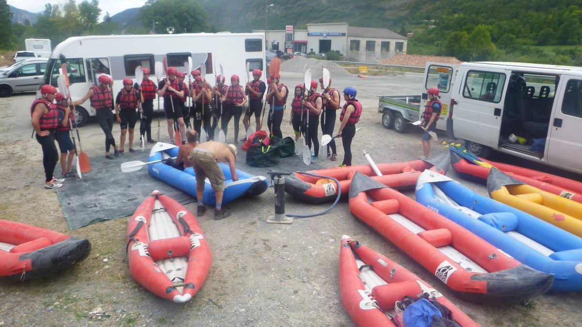rufincanyoning's tweet photo. Descente canoraft sur le Var à 1 heure de Nice avec https://t.co/2quMpFMvZX ouvert a à tous accompagné par un guide diplomé https://t.co/DpESIR8KFA