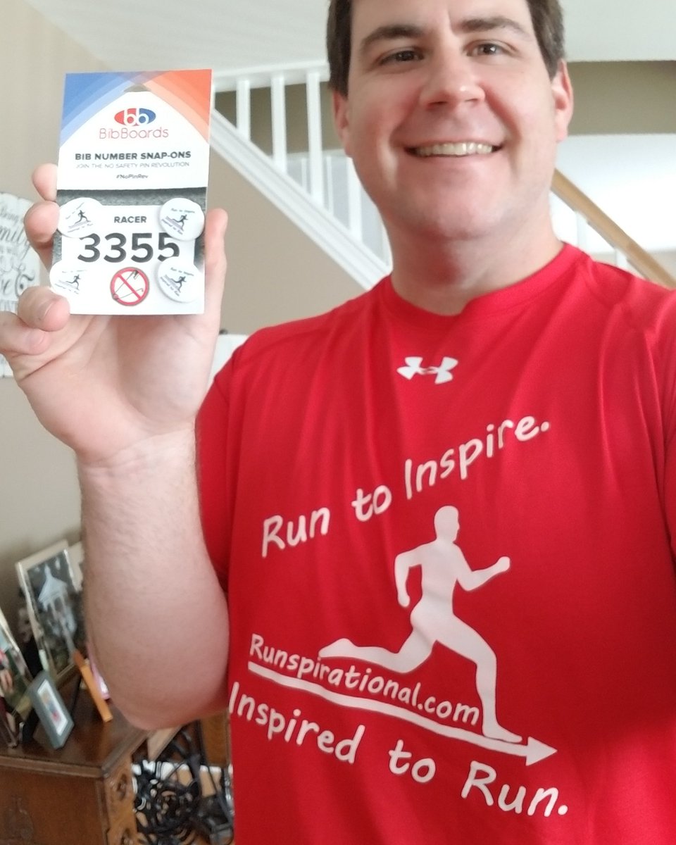 runspirational's tweet photo. Happy #GlobalRunningDay! With so many of you being #Runspirational Im giving away a custom set of @bibboards. To enter just โค/retweet & comment/tag who you find to #berunspirational
#runtoinspire #inspiredtorun
https://t.co/L4LuhrPOUc
#Running #run #runhappy #bibchat #runner https://t.co/mEzM9hAX70