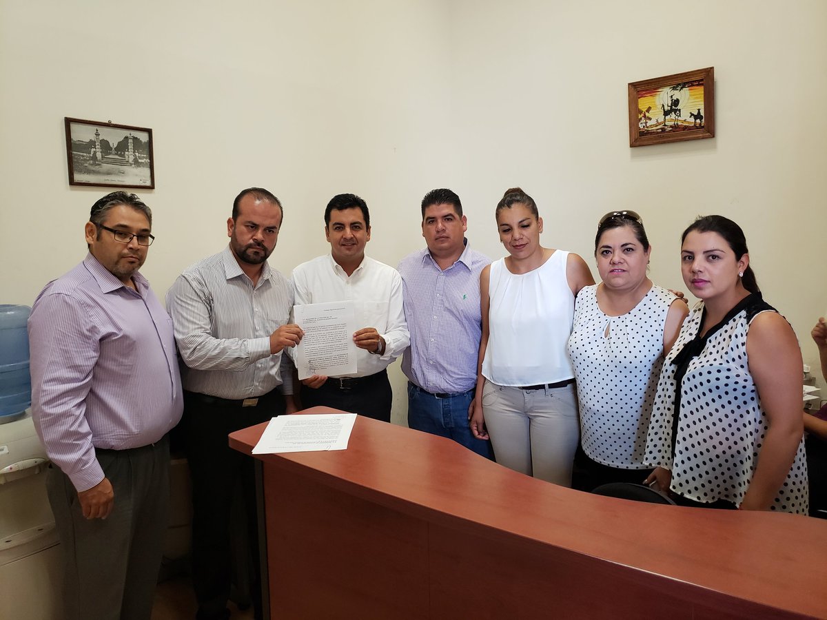 manuelherrera1's tweet image. Hoy en mi calidad de ciudadano presento las 5 acciones para el desarrollo equilibrado del sureste del municipio de #Durango #AhoraSí