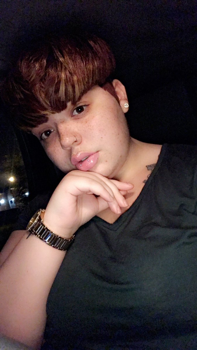 BigBodyFluff's tweet photo. My bitch a money getter , yo bitch a pussy popper ππ» #freckledmami #mixedtwitter #BigFineAppreciation #bigFinetwitter #300plusclub https://t.co/895J7wJcVe