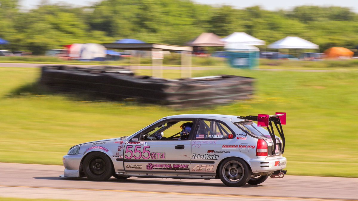 QTAlignment's tweet image. #WheelWednesday
A little under 24 hours, and we'll be leaving for GridLife Midwest at Gingerman raceway! 

#QuickTrickAligned driver; Josh Mauldin
Photo by; Austin Craig