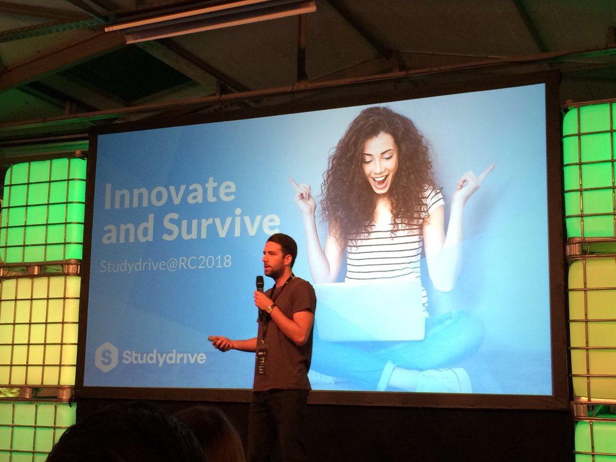 Studydrive's tweet image. Unser Co-Founder und CEO Sven Gasper beim @Queb_eV Award. Wir drücken die Daumen! #RC18 #Studydrive #Recruittodayleadtomorrow #innovateandgrow