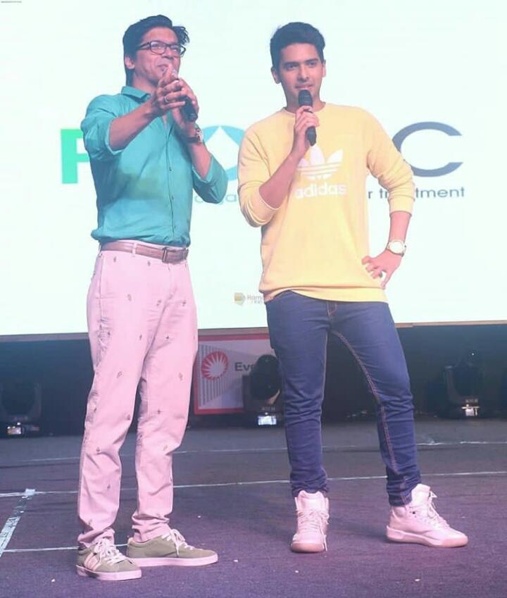 Kajalodedra23's tweet photo. @ArmaanMalik22 and @singer_shaan https://t.co/rxfgiffOzu