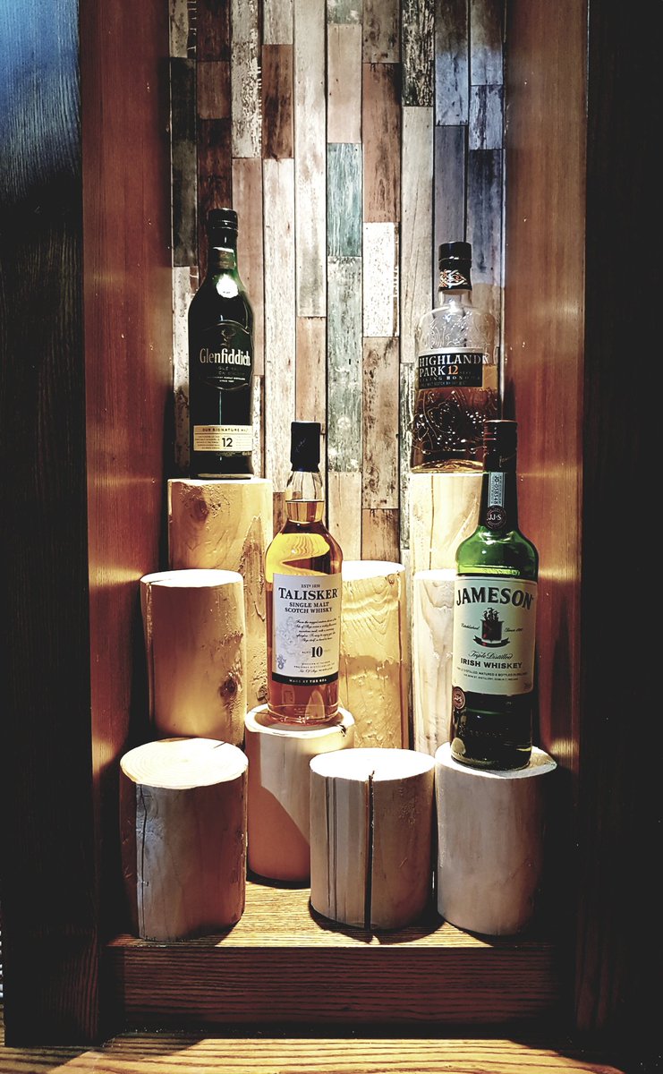 Liz Phasey (@lizphasey) on Twitter photo 