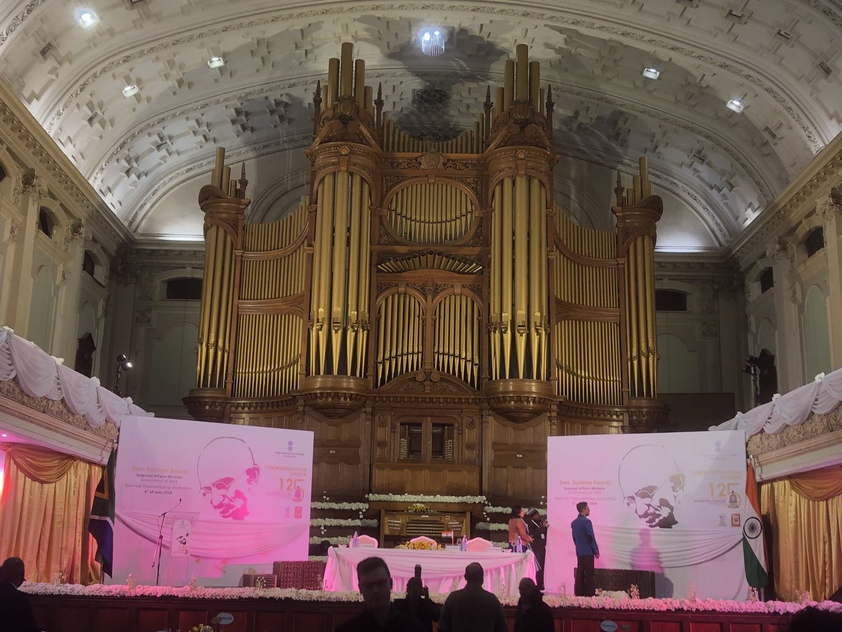 IndiainCapeTown's tweet photo. The stage, from where #MahatmaGandhi spoke in Nov, 1912 becomes a setting for commemoration of #125thAnniversary of #BirthOfSatyagrah. #Gandhi #IndSA18 https://t.co/EsbiJ9adcW