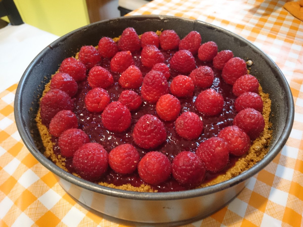 panic0's tweet photo. Cicciolamposità #PornFood #Adipe #SpoilerAlert https://t.co/Hyf3d0iSw5