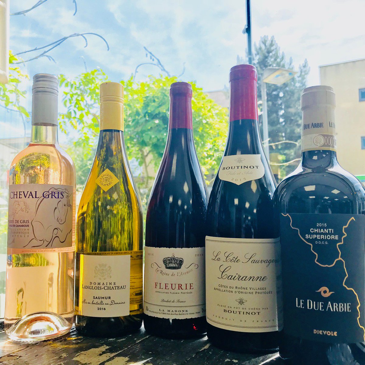 NobleGreenWines's tweet photo. It's Wednesday, so time to put some new wines in our tasting machine! #midweekdrink #winewednesday A few lovely bits today from @LANGLOISCHATEAU @BoutinotRhone @Dievole, a rosé from#Chateaulermitage of Nimes and a great little #Fleurie #Beaujolais https://t.co/jF1mwd0hzx https://t.co/GK4aBWBiQ0