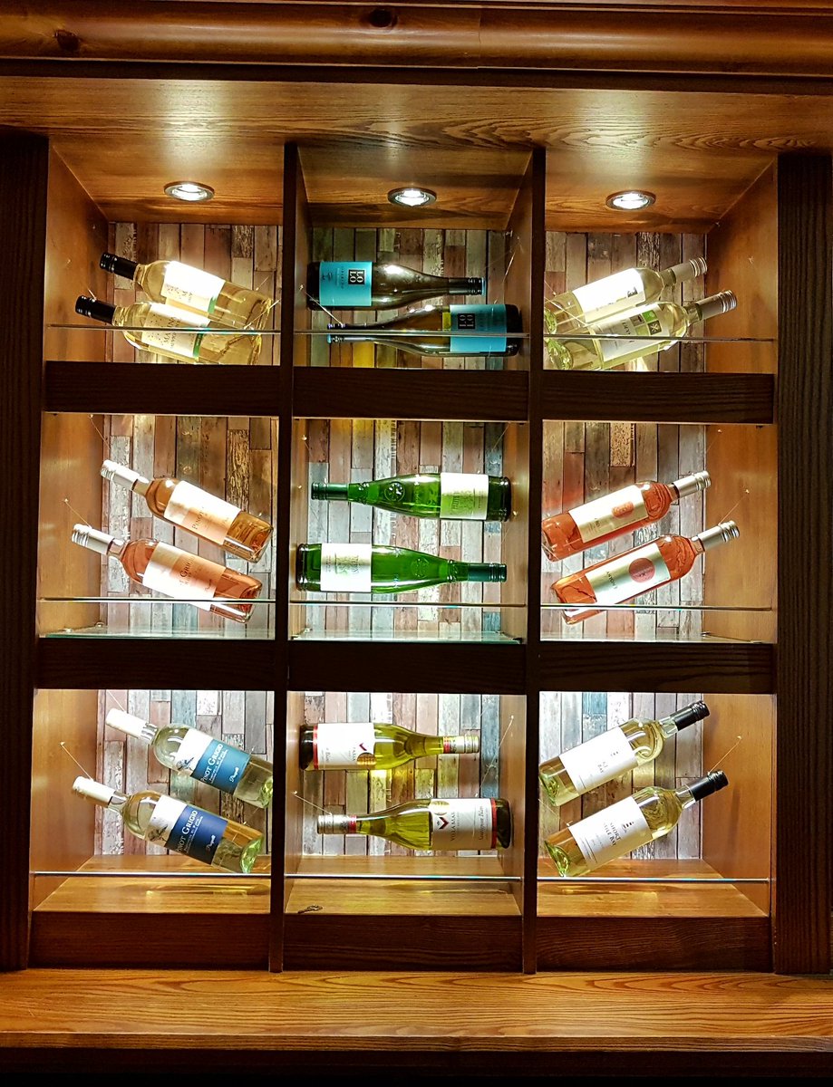 Liz Phasey (@lizphasey) on Twitter photo 