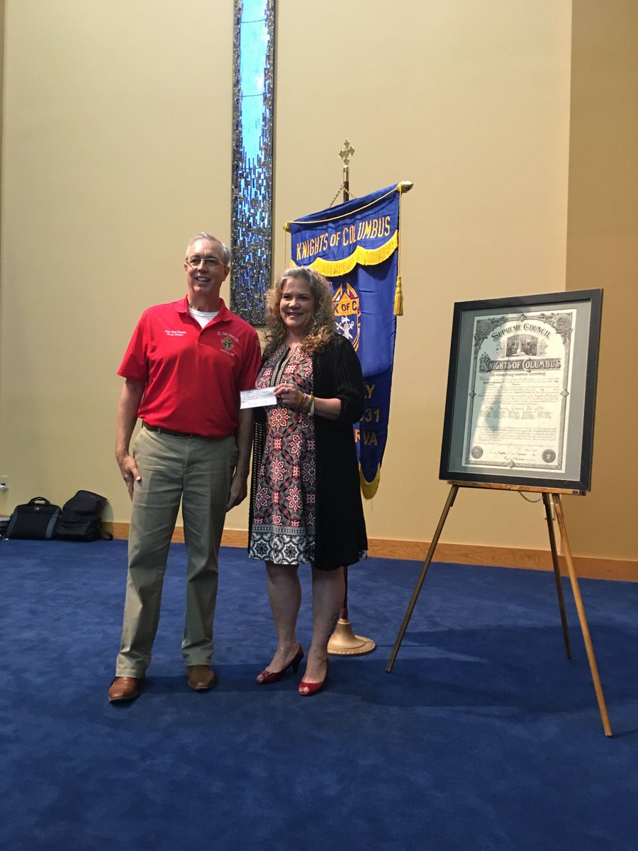 HopeLoudoun's tweet photo. Thank you to St. John the Apostle Catholic Church for the Knights of Columbus Holy Family Council #6831 Annual Communion Breakfast! Mobile Hope is blessed to be chosen as a beneficiary of their yearly fundraising. https://t.co/vk4742HuYI