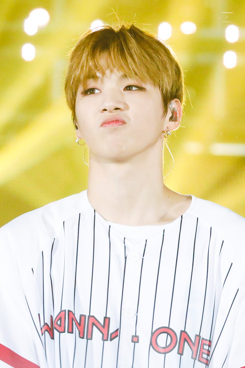 aftershock1210's tweet photo. ✨Wanna One World Tour 
[ONE : THE WORLD] In Seoul 

#Wannaone #워너원 #강다니엘 https://t.co/2RoBv1gKBg