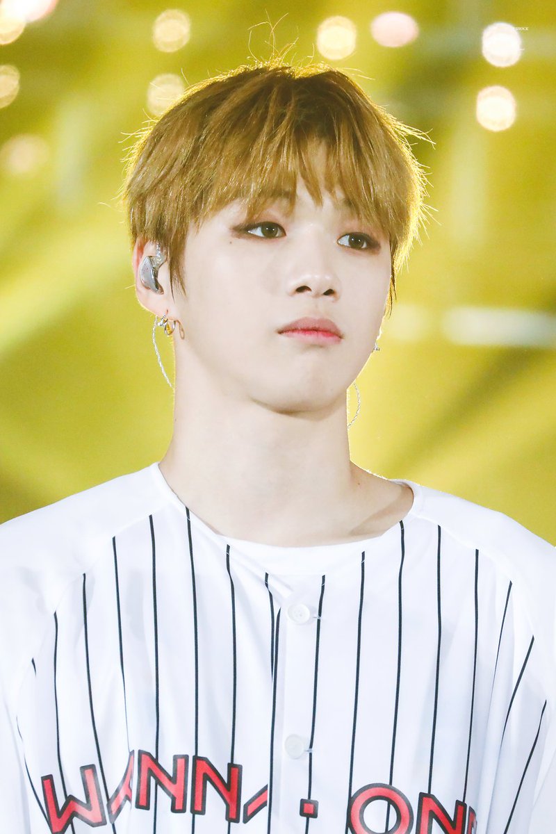 aftershock1210's tweet photo. ✨Wanna One World Tour 
[ONE : THE WORLD] In Seoul 

#Wannaone #워너원 #강다니엘 https://t.co/2RoBv1gKBg