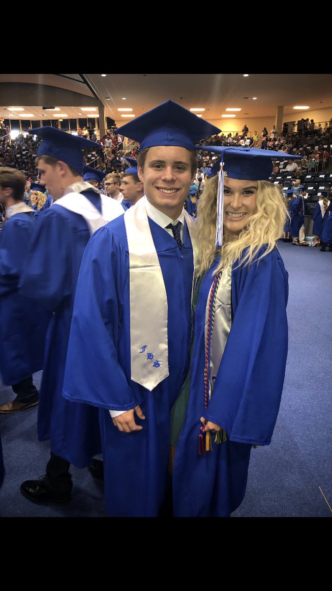 tlbandini's tweet photo. Happy birthday @olivia_redpath hope your day is awesome!! https://t.co/E933v7VWN1