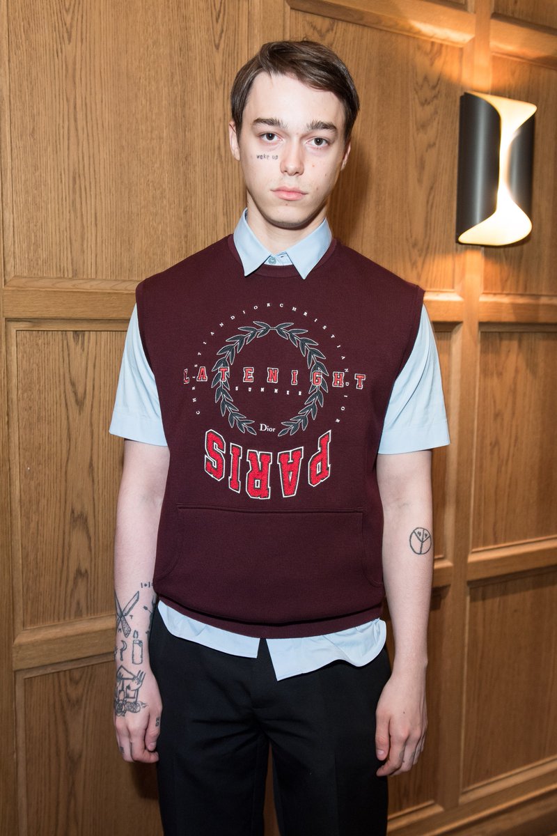 SashaTrautvein's tweet photo. Buffalo Zine x London @EDITIONHotels SS18 https://t.co/NXRh0MoGOa