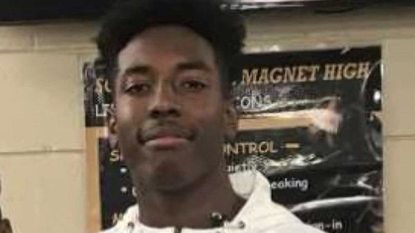 Scotlandville pitcher Destin Dotson chosen by Texas Rangers in Round 12 of 2018 MLB Draft
buff.ly/2kV8ysW
