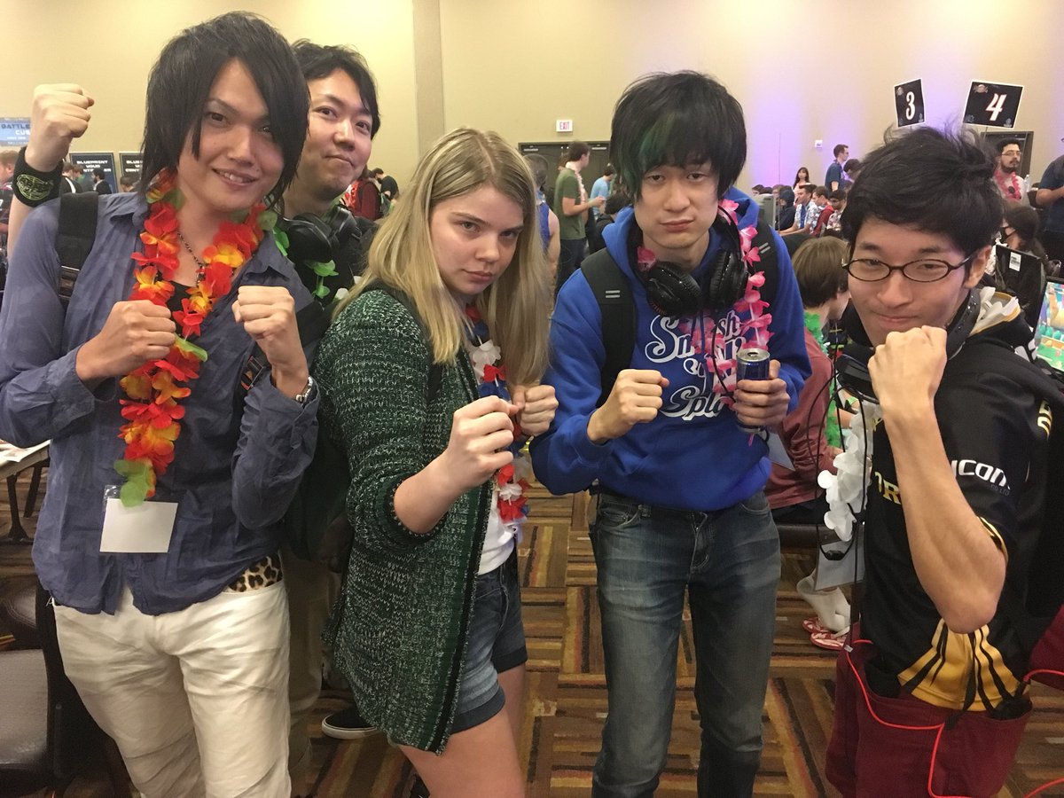 wassupmolly's tweet photo. hi i miss #SNS4 a lot and I wish I could’ve been there longer 😭❤️ #ARMS https://t.co/NtSL5S2wih