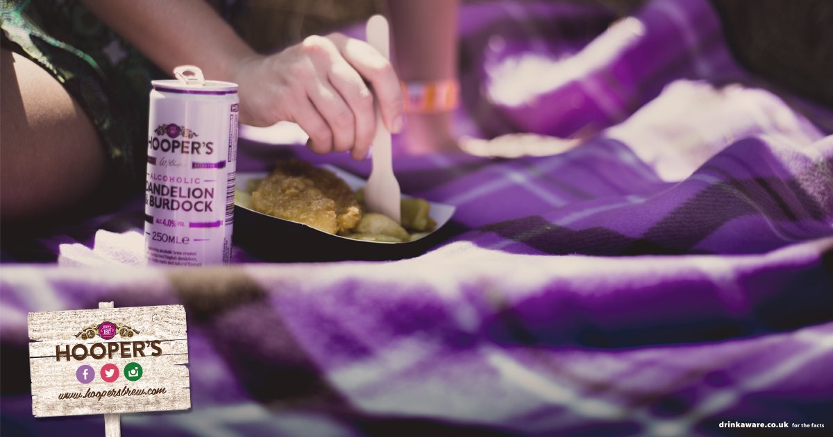 Hoopersbrews's tweet photo. With #NationalPicnicWeek around the corner #win we have x2 picnic blankets to giveaway - for the chance to be a lucky 1 of 2 just tag your fav pals to take on a picnic with you &amp; share https://t.co/pwiBBaYswP