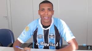 GremioBmr's tweet photo. MADSON ESTÁ SAINDO DO GRÊMIO, APÓS ACORDO COM A CAP, BOA SORTE!!! @AtleticoParan11 https://t.co/d7eVPTDb68