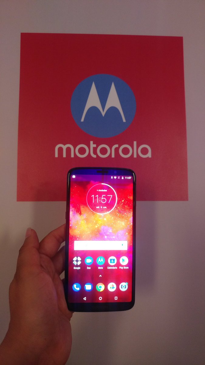 iguanaurbana's tweet photo. Y con ustedes: el #MotoZ3Play
#Hellomoto #hellomotoriddles @BytePodcast https://t.co/dfTauyuj5U
