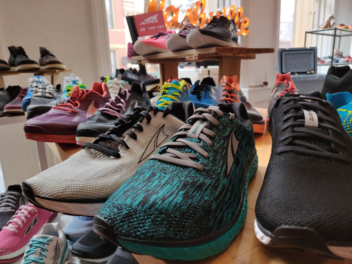 redbankpulse's tweet photo. Do you have your #running #shoes ready for the #RedBankClassic #5K #run? It'll be here in no time at all! These @altrarunning sneakers were meant for #5Ks. #RedBank #NJ #JerseyShore #5Krun #runner #runners #5kmrun #5km #runhappy #sneakers
https://t.co/PafQnlLeP7 https://t.co/oFIIq76dP7