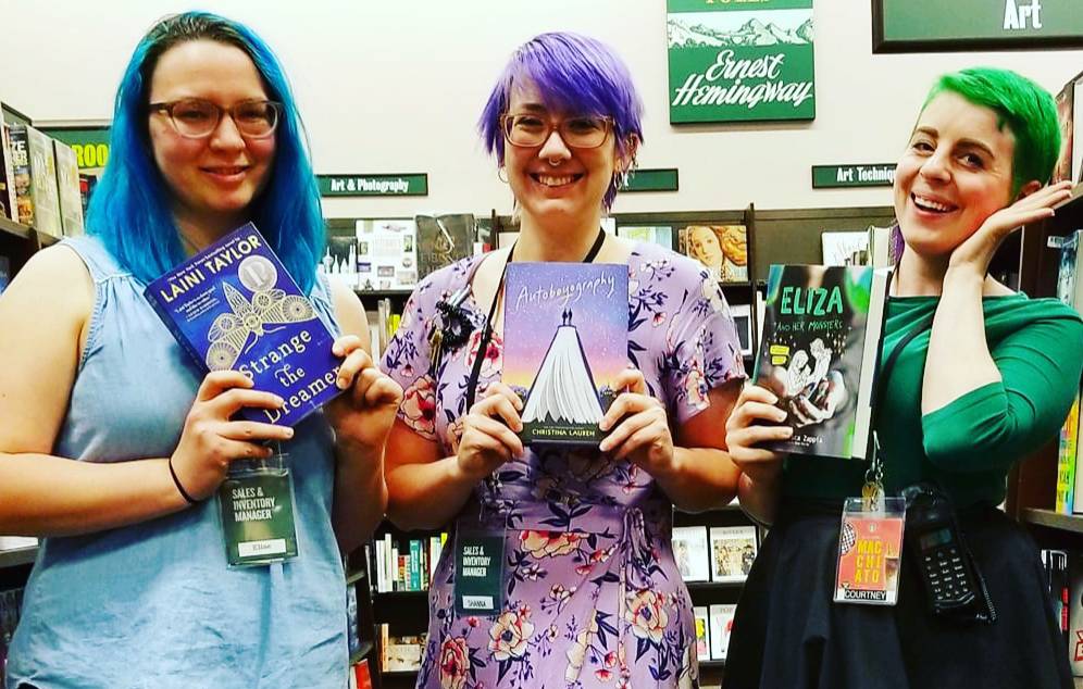 BNMandeville's tweet photo. That moment when the crew accidentally matches their hair to their outfits and some of their favorite summer reads! https://t.co/4zVfVX9HPW