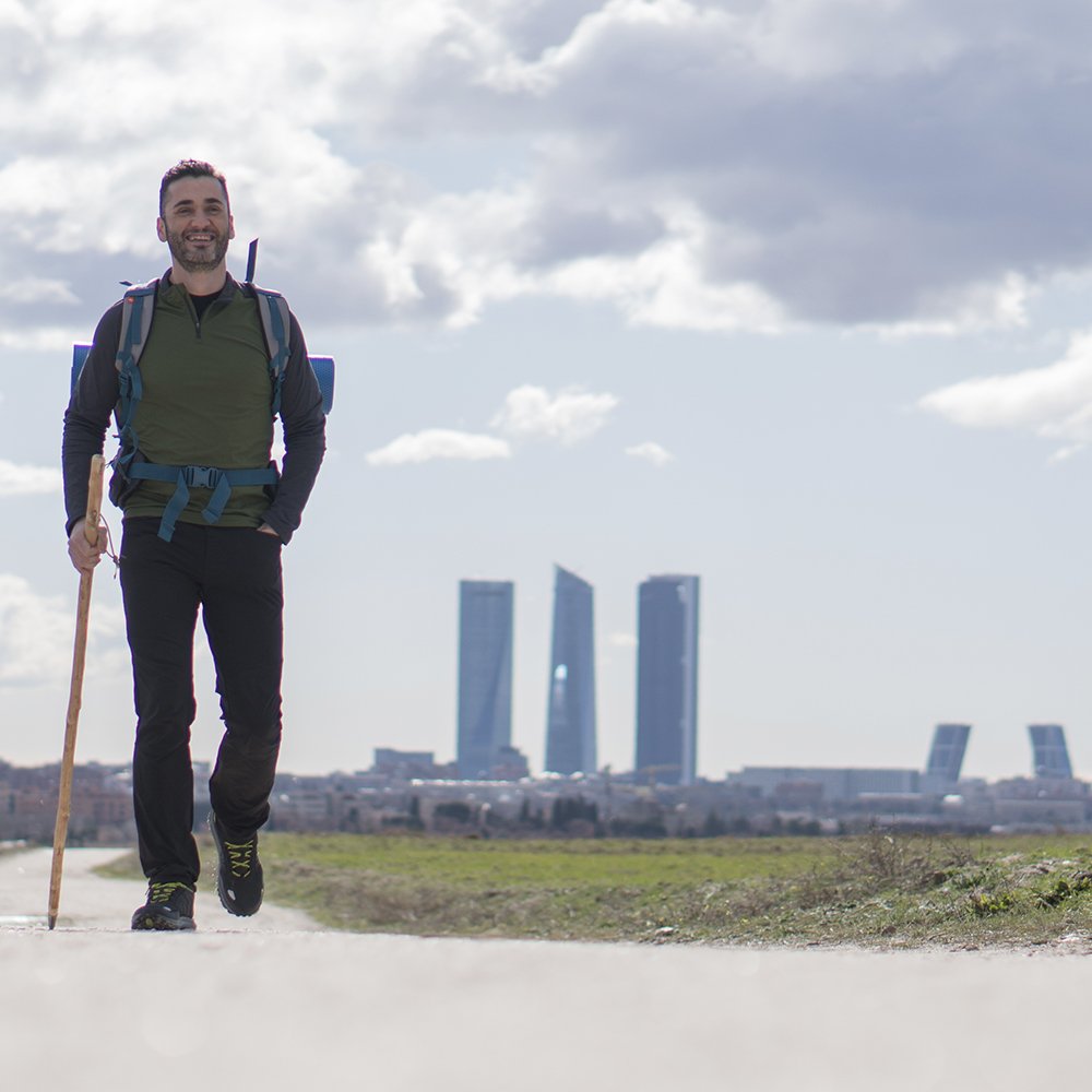 TeatrosLuchana's tweet photo. !Atención! @magoKARIM se va de vacaciones. Este sábado, última oportunidad para disfrutar de la #magia cómica de #KaminoDeRisas. #teatro #comedia #monólogo
Entradas: https://t.co/WG4fRqiq65 https://t.co/zZDSEv7sTf