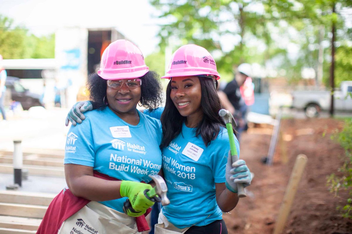 LowesCareers's tweet photo. Since 2003, Loweβs has partnered with @Habitat_org and committed more than $30M to help 6,500 Habitat partner families improve their living conditions. Learn more about how we made an impact during #NationalWomenBuildWeek https://t.co/lMRlsvWJAi https://t.co/lY4SfG0TDn