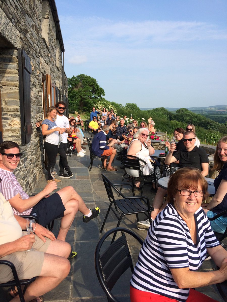 camelvalleybob's tweet photo. Another sunny and warm Grand Tour. https://t.co/45nZgSDzNN