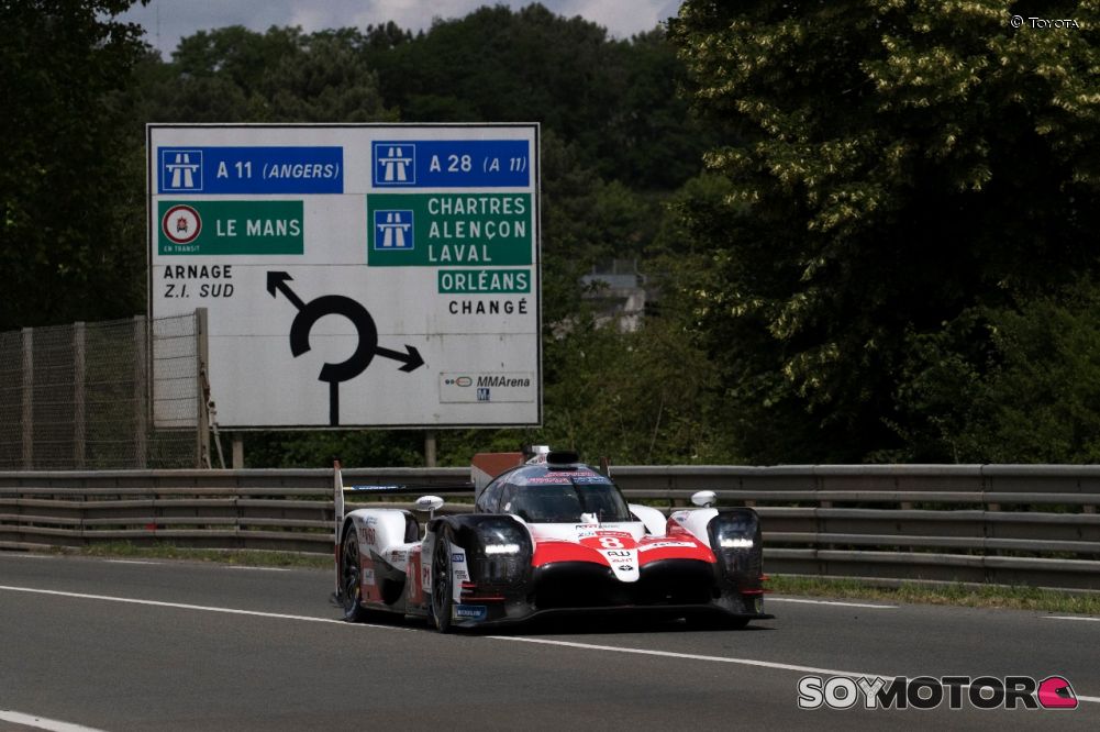 SoyMotorCoches's tweet photo. Derek Bell, cinco veces ganador de las #LeMans24: "@alo_oficial debería ser el más rápido en Le Mans" - https://t.co/qKcVAlpA0j #WEC https://t.co/gV2U3yocve