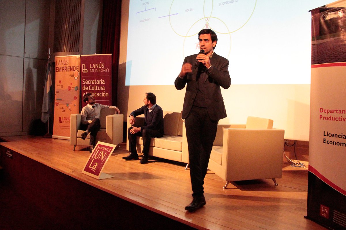 Lanús Emprende tweet media