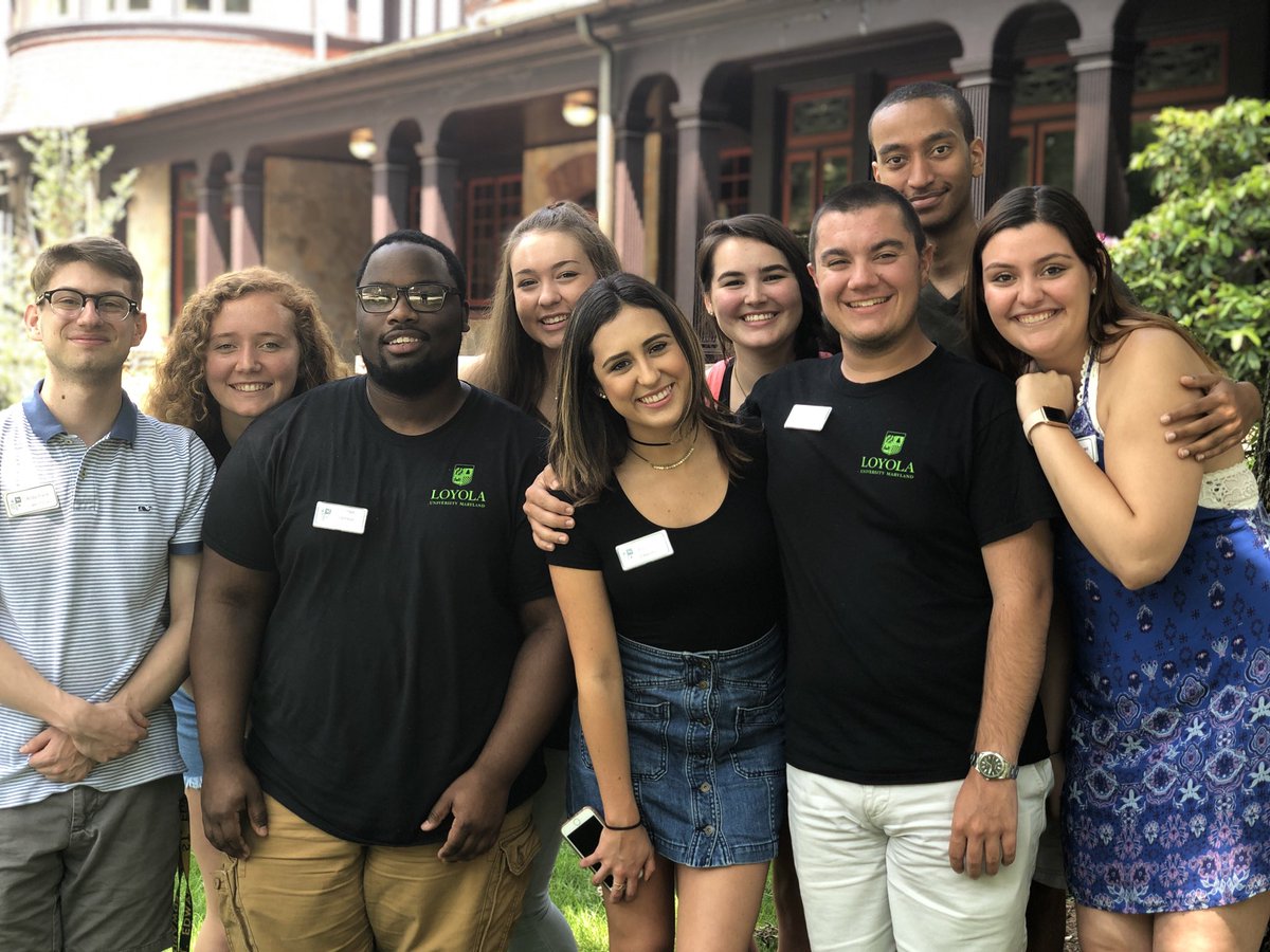 LOYOLAdmission's tweet photo. Stop by and speak to our funny, charming, lovely, brilliant, and incomparable Greyhound Ambassadors when you #visitLOYOLA this summer!
*Disclaimer: This tweet was drafted by our Greyhound Ambassadors https://t.co/Exfv1qbJ6h