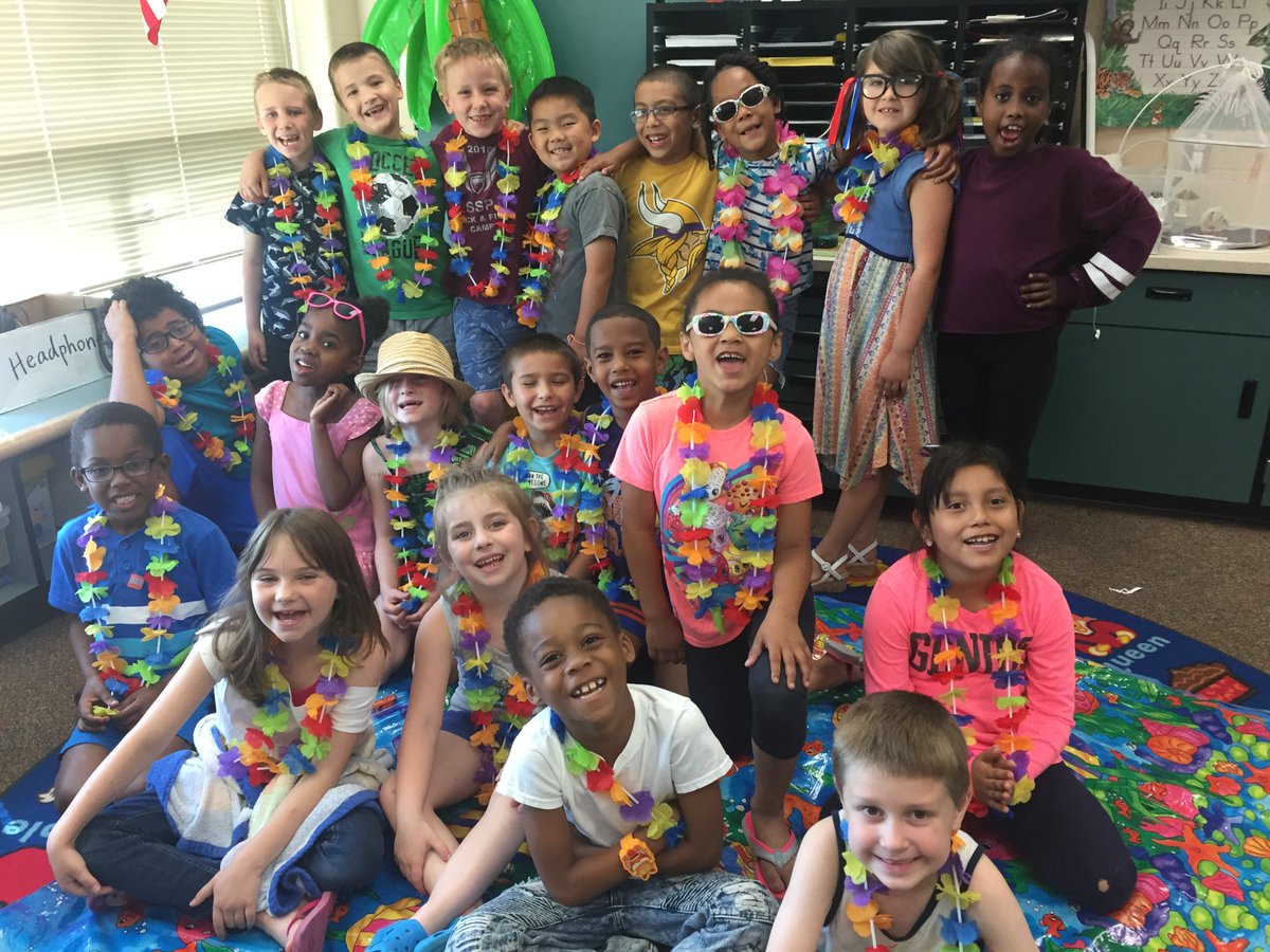 TroupClassSSP's tweet photo. What an AMAZING group of learners!!  Watch out, world - these kids are on their way to GREAT things someday. First stop, though - 2nd Grade.  😊 https://t.co/A80vKVuuMF