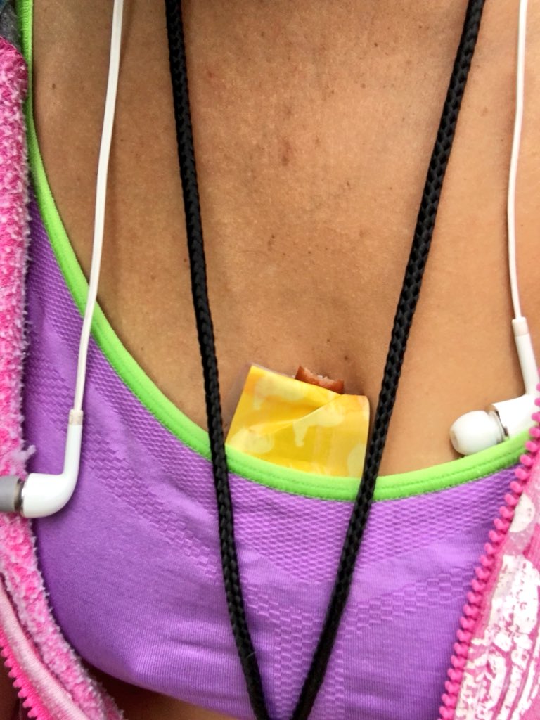 LAwmn99's tweet photo. Shoutout to everyone in my village that saw me at the hardware AND grocery stores with a meat stick protruding from my cleavage and not saying anything 😳☺️🙌🏻🤣🤣
#workinggirl #itsforaclienthonest #meatstick #atleastitsclean #didsomeonesaytits #cleavage #HappyHumpDay 💖💋🌸 https://t.co/KyuPR5ojRF