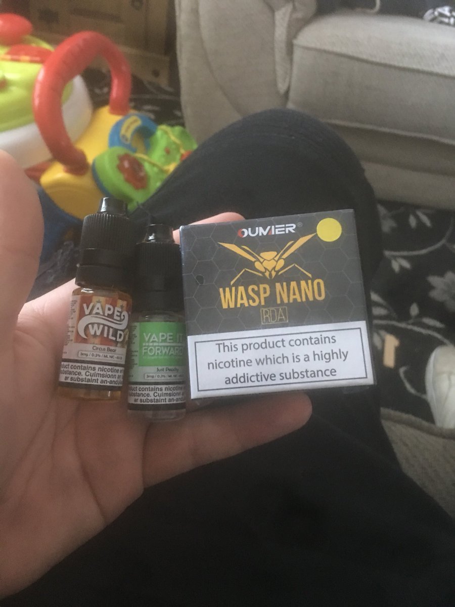 vape_bae's tweet photo. First of all i would like to apologise to @vapewildeu as it turns out royal mail never attempted to deliver my price 😑 But Thankyou so much for my cant wait to set this up and for the extra juice included 😌😌 #CompetitionTime #competitionWinner https://t.co/9otHk14OmE