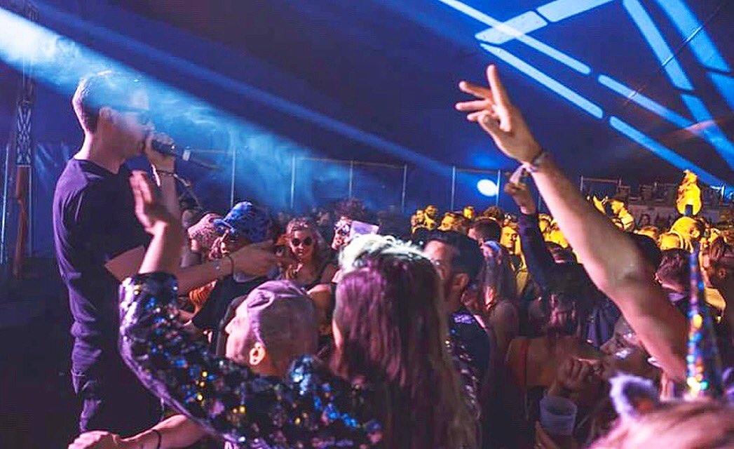 MCPRofit's tweet photo. Itโs a team sport @Shindigweekend ๐ท Fair Light Productions
#shindigweekender #festival #profitmusic https://t.co/DI2WKlMBne