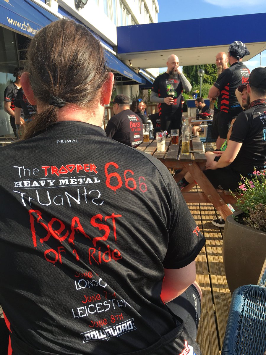 hmtruants's tweet image. We made it! London 🚲 Luton 54 miles down, 126 to go. Somebody beer us. Troopers all round