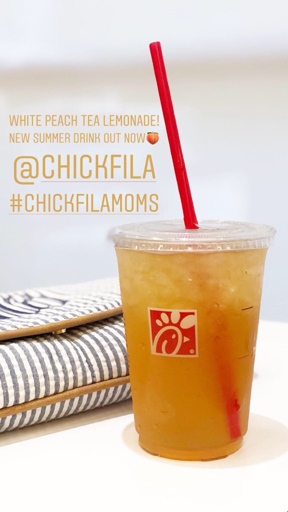 New Summer Peach Tea Lemonade is our now and so refreshing! 🍑 #chickfila #ChickfilAMoms <a href="/ChickfilA/">Chick-fil-A, Inc.</a>