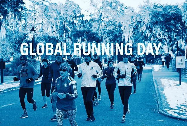 spark_runner's tweet photo. Happy Global Running Day! Get out there and move #sparkrunner #findyourspark #runtoinspire #runningpartner #runningguide #runningmotivation #hiltonhead #hhi #lowcountry #blufftonsc #⚡️🏃♂️ https://t.co/96CUcKxTMl https://t.co/PtDuVPmjRb