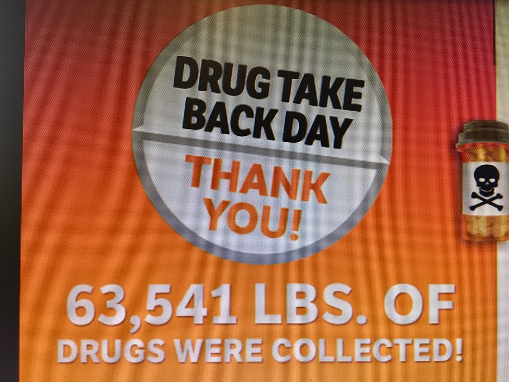 altoonachief's tweet photo. Thank you all of our @AltoonaWI residents for helping make this a huge success. The pounds collected obviously added up throughout our state and we were ranked #3 in the nation for amount collected. #puttingourcommunityfirst https://t.co/MTBWaTzSoq
