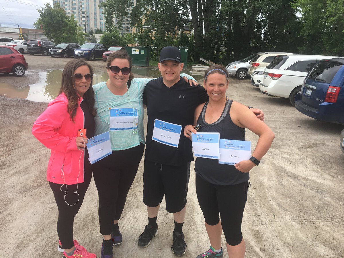 AmandaTepei's tweet image. Inspired to celebrate #GlobalRunningDay w/ @JanetteMcGee @sarah_stea @moon_shaun &amp;amp; @mpockaj today @YMCASM #Barrie! Lucky to continue to share the #run journey at #MyY! Way to go!!