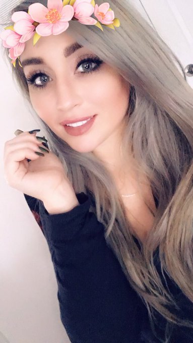 We are at 53% going to make my hair lighter! I&rsquo;ll be on loves keep clicking for me! https://t.co/ABm3UTi4o5