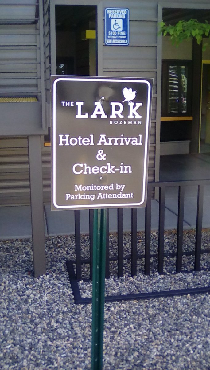 JSCashWriter's tweet image. Reasons to enjoy Bozeman @starkysonline  @LARKBozeman @emersongrill
@jamonmainbozeman  @novacafe  @backcountryburgerbar