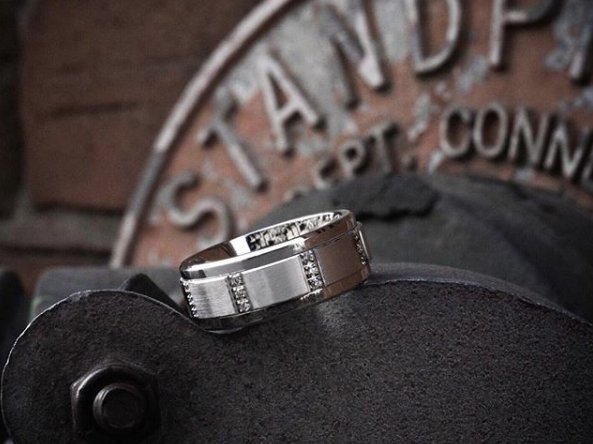 Madani Rings are built as strong as your love. 💪 #ygk #weddingbands