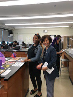 DigitalTechHS's tweet photo. Professor Zhou @ChinaInstitute_ attends our Annual Art Showcase. Great end of year event by our talented students #DigitalTechArts #DigitalTechCinema @supmprayor https://t.co/RcSrM1w9qw