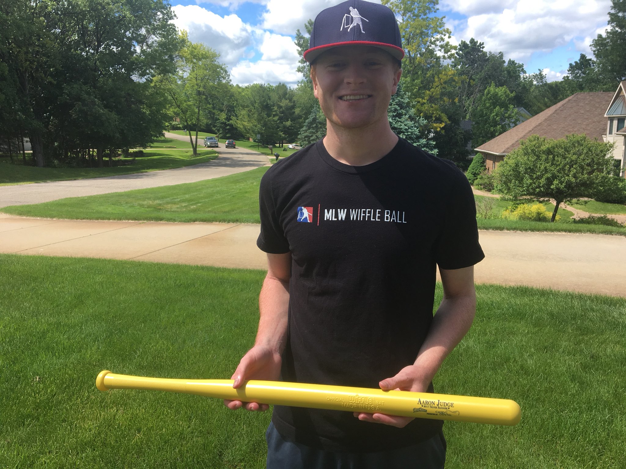 twitter-mlw-wiffle-ball-huge-shoutout-to-the-new-york-yankees-triple-a-affiliate-swbrailriders-for-hooking-us-up-with-these-aaron-judge-and-gary-sanchez-wiffle-ball-bats-the-first-2-500-fans