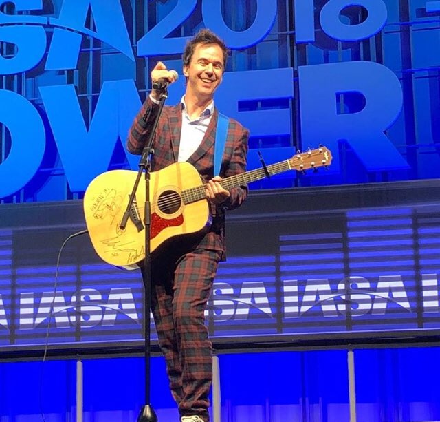 SongwriterCity's tweet photo. JT Harding warming up an incredible conference group Tuesday morning with fun stories and his #1 hits “Sangria“ by @blakeshelton and “Smile” by @unclekracker A great way to start the day!! @JTXROCKSTAR #JTHarding #storiesandsongs #eventprofs #visitmusiccity #myilea #iasa2018 https://t.co/DOfMQhh7Xv