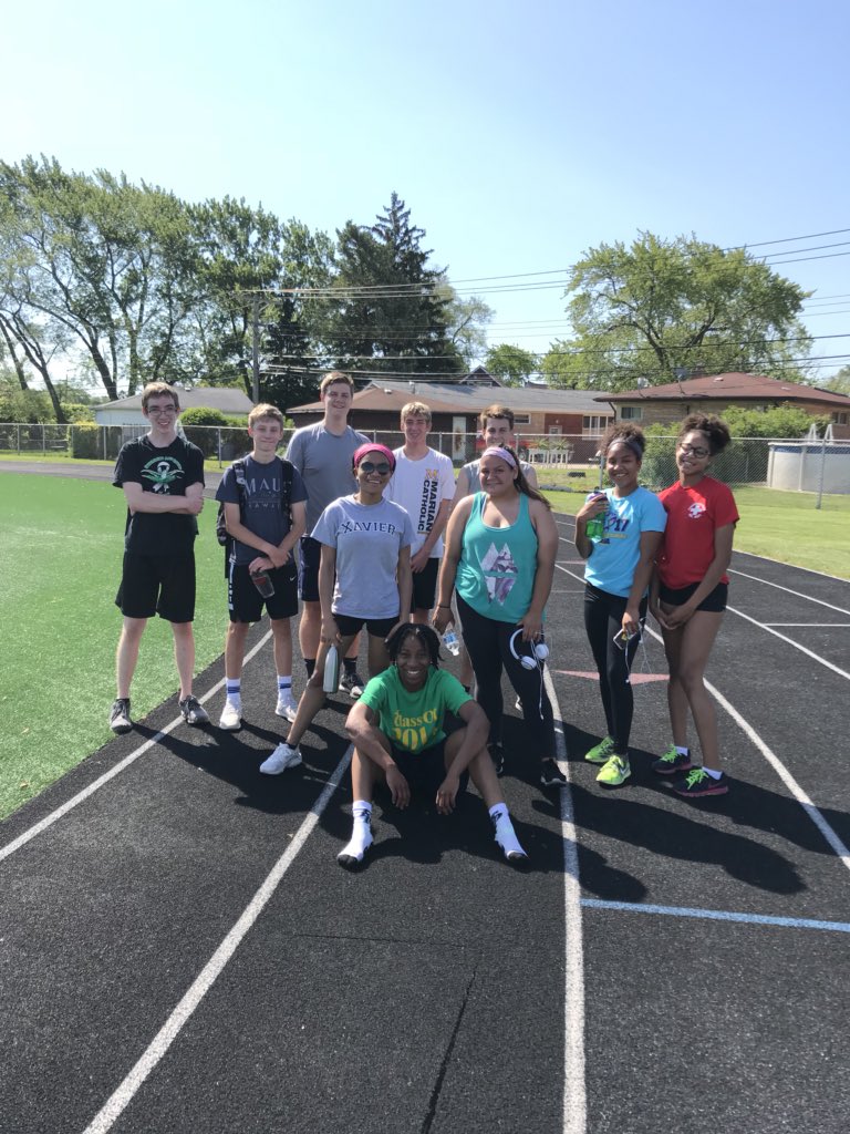 CoachMarshallEP's tweet photo. Great first day of summer conditioning! Canβt wait to see more of your beautiful faces Friday! 9-11am, bring pool and workout gear! #offseasonworkpaysoff https://t.co/kR7PVtPa6N