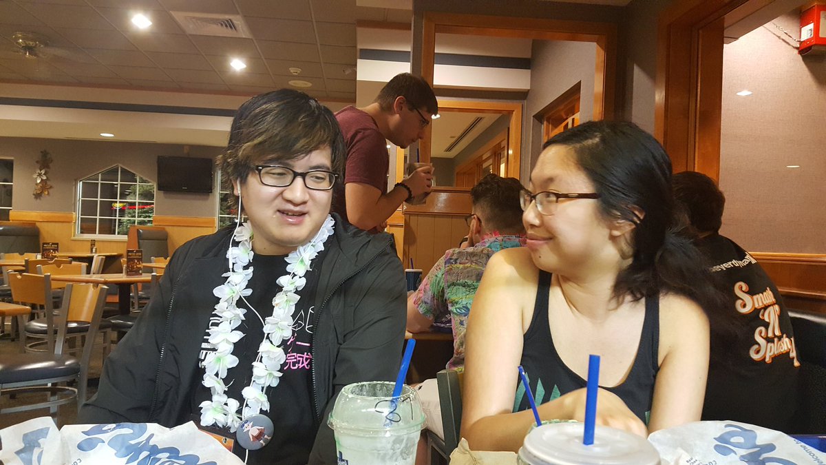 RedStarx33's tweet photo. I only have a couple of photos, wished I took more at #SNS4 😂😂😂 https://t.co/XqZLGhbRgp